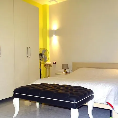 Shoshi Apartment
