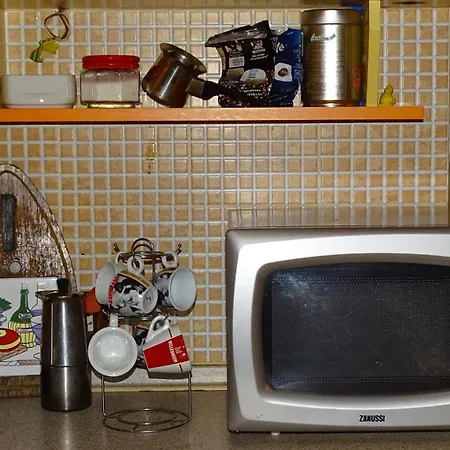 Shoshi Apartment *