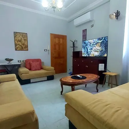 Appartement Shoshi *