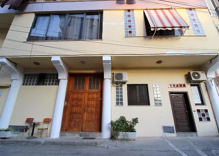 Apartament Shoshi Tirana